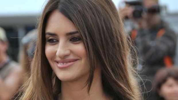 Everything You Need to Know About Penelope Cruz's Acupuncture