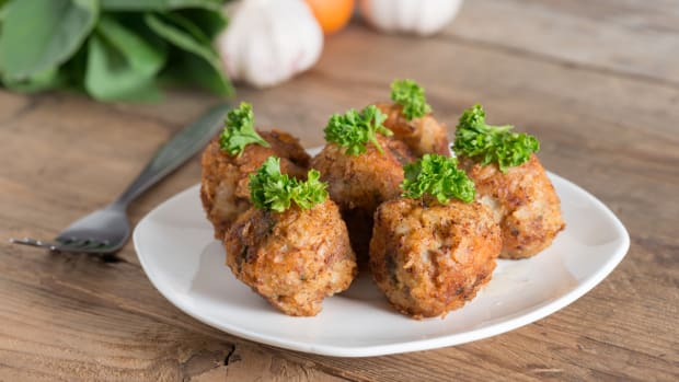 Vegans Can Eat Meat, Too: Real Meat Cells ‘Grow’ Meatballs Without the Cow [Video]