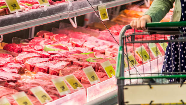 American Beef Consumption Drops Nearly 20 Percent, NRDC Report Shows