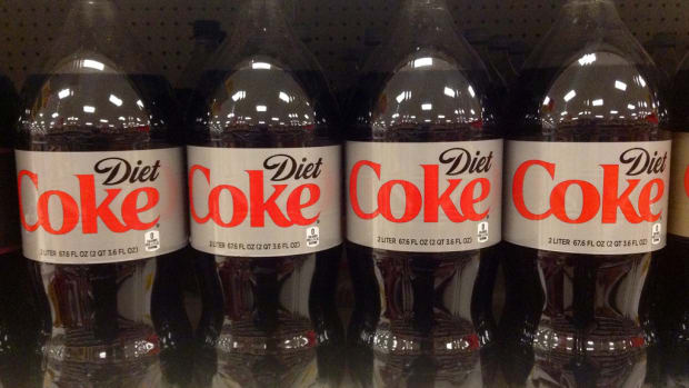 ‘Diet’ Claim on Diet Sodas is ‘Deceptive, False and Misleading,’ Consumer Group Says
