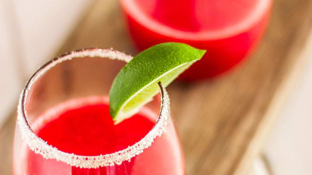 Organic Strawberry Margarita with Lime