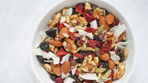 This Superfood Trail Mix Will Make You Want to Sing from a Mountaintop