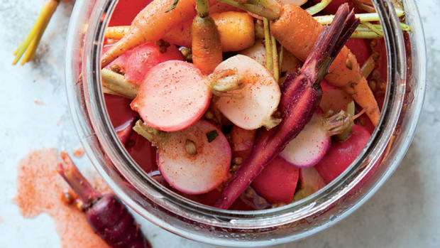 Addictive Pickled Carrots Recipe With Radishes and Secret Spices