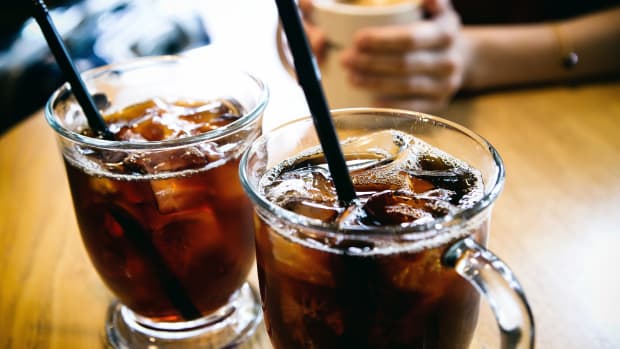California Becomes First State to Restrict Plastic Straws in Restaurants