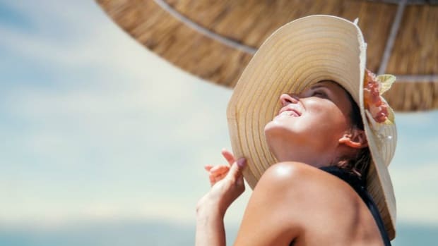 Best Summer Skin Care: 5 Serums for the Sunny Season