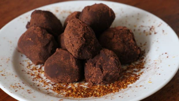 espelette chocolate truffles