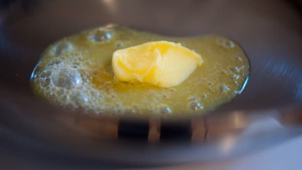 What-Is-Clarified-Butter-and-When-Should-You-Use-It_ccflcr_tarale_09.03.12
