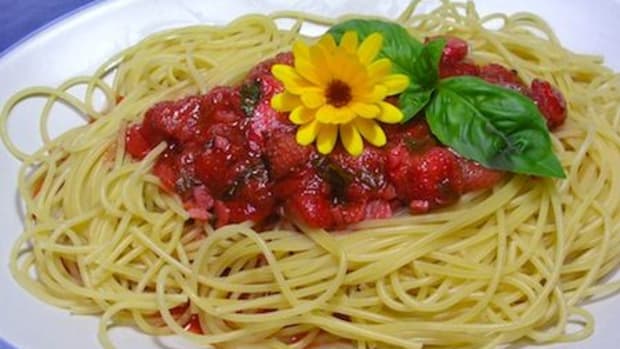 strawberry-spaghetti