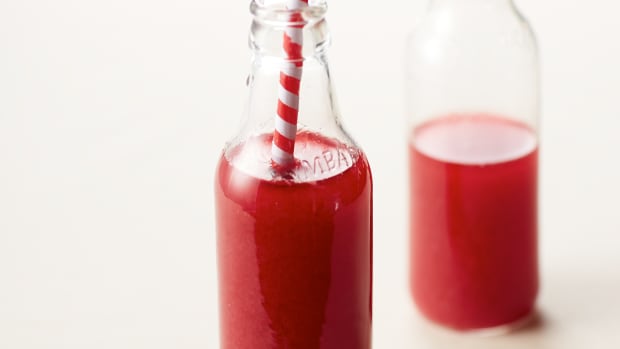 Strawberry Hibiscus Juice Recipe