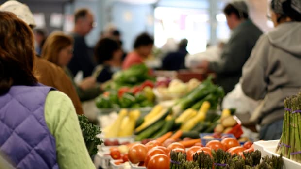 Food Shortages at Whole Foods Market Linked to Ordering System, Increased Demand