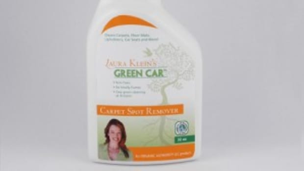 laura-kleins-green-car-carpet-spot-remover-32oz-300x3002