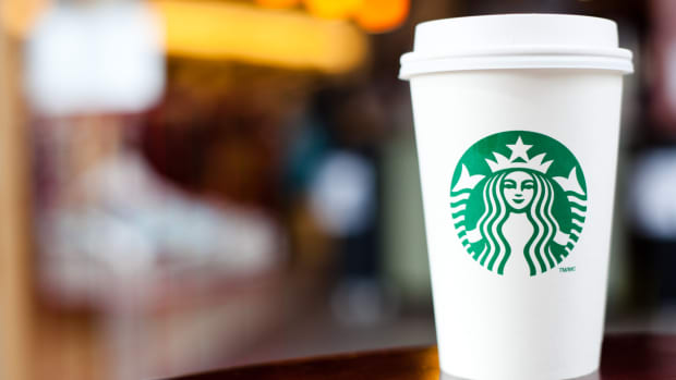 Starbucks to Close 8,000 Locations for Anti-Bias Training Session