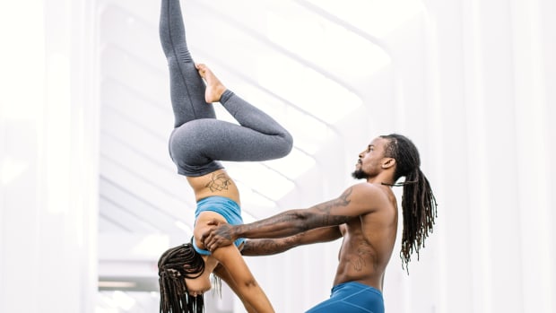 How This Professional Football Player Found the Remarkable Benefits of Yoga