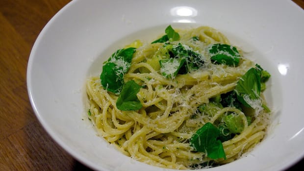 broccoli basil spaghetti
