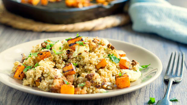 quinoa salad recipe with butternut squash, cabbage, and apples