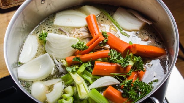 What's the difference between stock and broth?