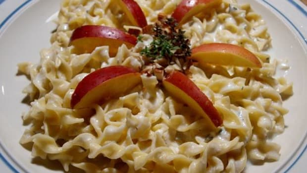 thyme-gorgonzola-pasta-sauce