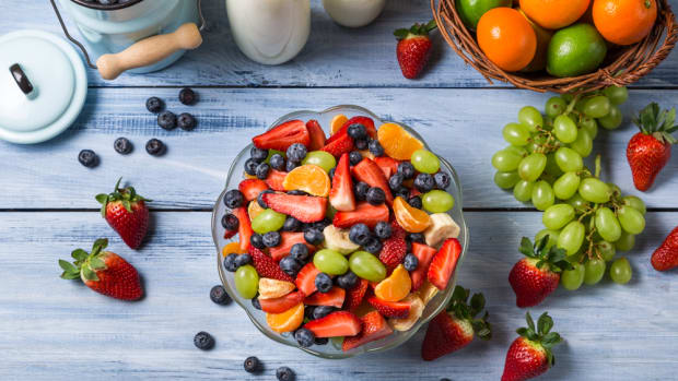 Does Eating Fruit Make You Fat? New Study Says Maybe