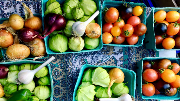 The 5 Best U.S. Farmers Markets to Find Summer’s Freshest Fruits and Veggies