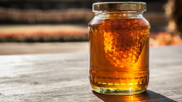 Drizzle It Up with DIY Spicy Thai Pepper Honey
