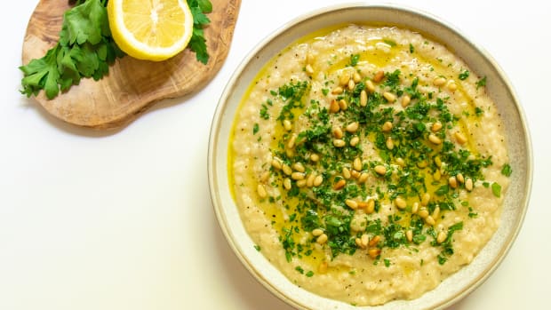 Garlic, Lemon Butter Bean Dip Recipe