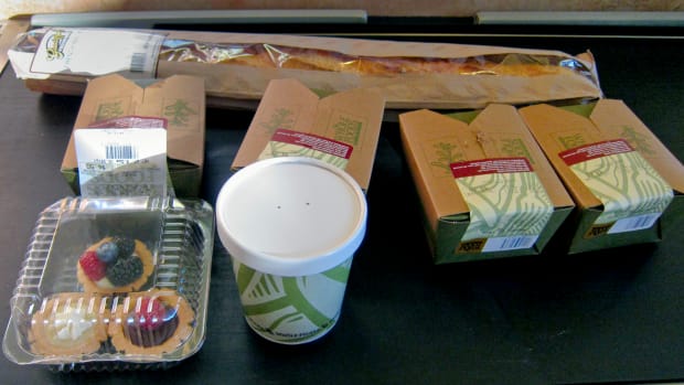 Whole Foods to Replace Cancer-Causing Hot Bar Containers