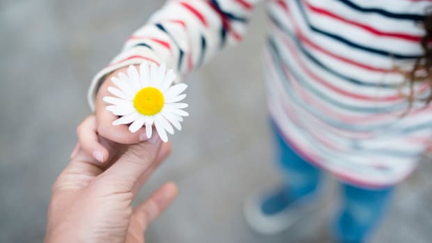 99 Random Acts of Kindness to Make the World a Better Place