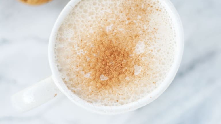 This Gingerbread Latte is Winter Coziness in a Cup