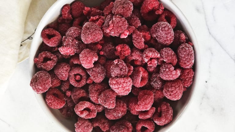 3-Ingredient Raspberry Jam Recipe (With a Chia Seed Healthy Hack)