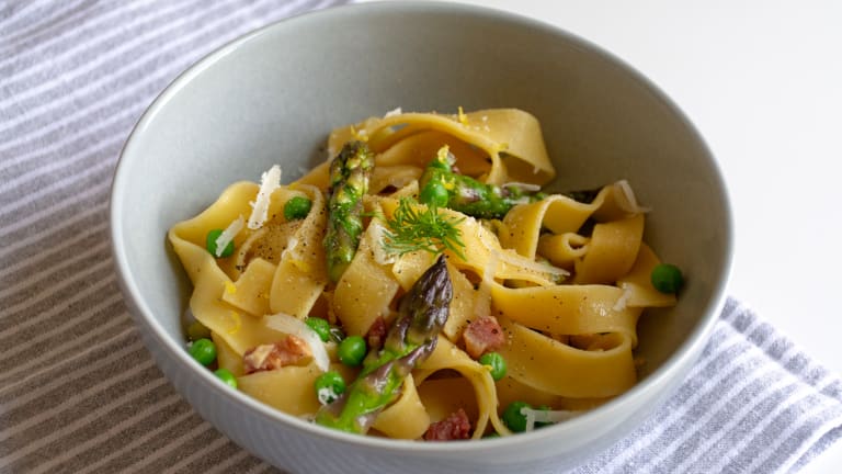 Pappardelle Pasta with Pancetta, Peas, and Asparagus