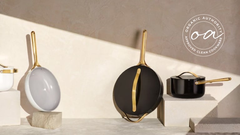 Where Elegance Meets Non-Toxic: Our 5 Caraway Cookware Favorites for the Holidays