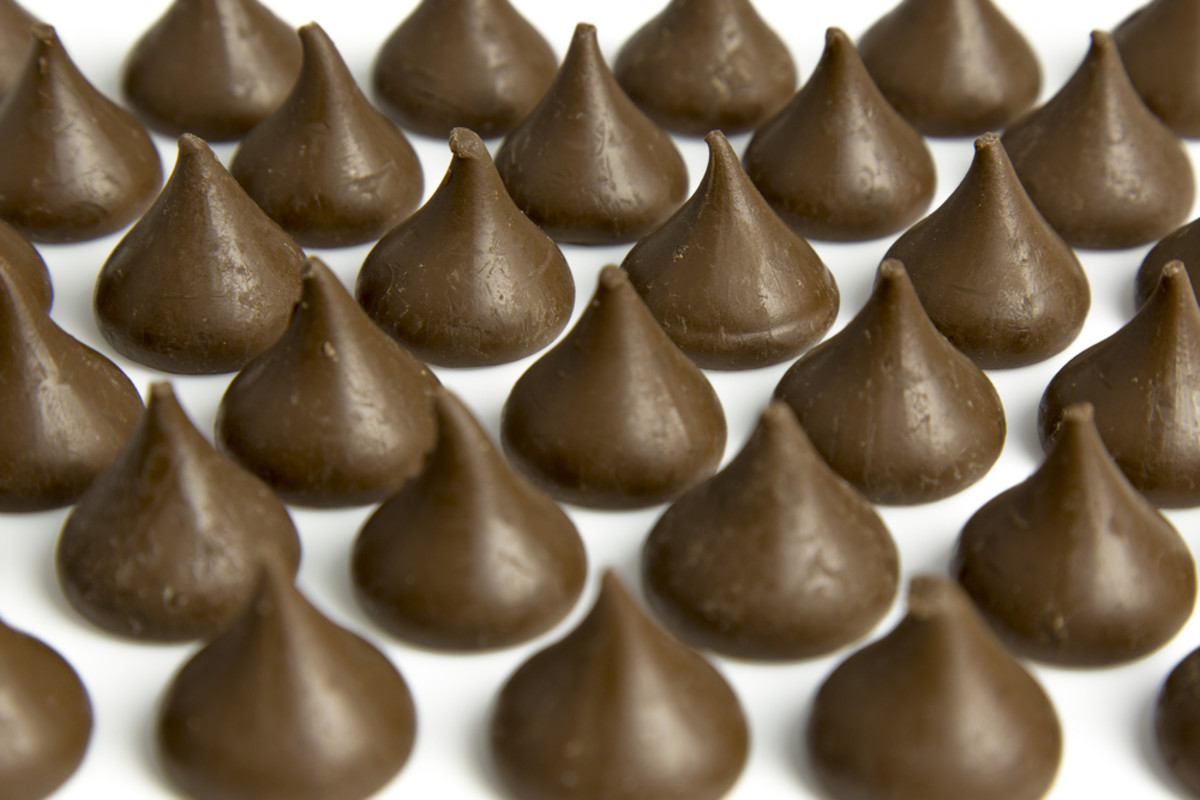Hershey Kisses and Milk Chocolate to Go GMO-Free