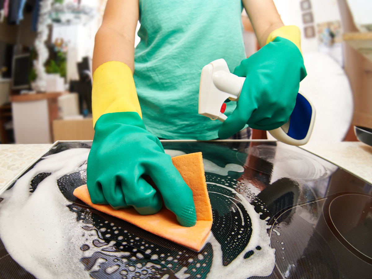 Cleaning With Bleach: Study Finds Parents Using the Disinfectant Are Making Their Kids Sick