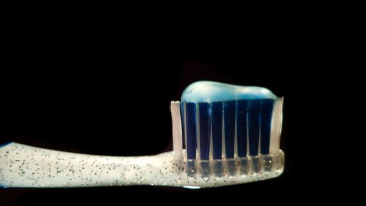 toothbrush-ccflcr-larsp
