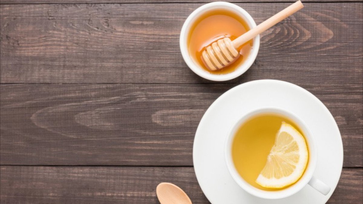 Why Honey Water Should Be Your Beverage of Choice