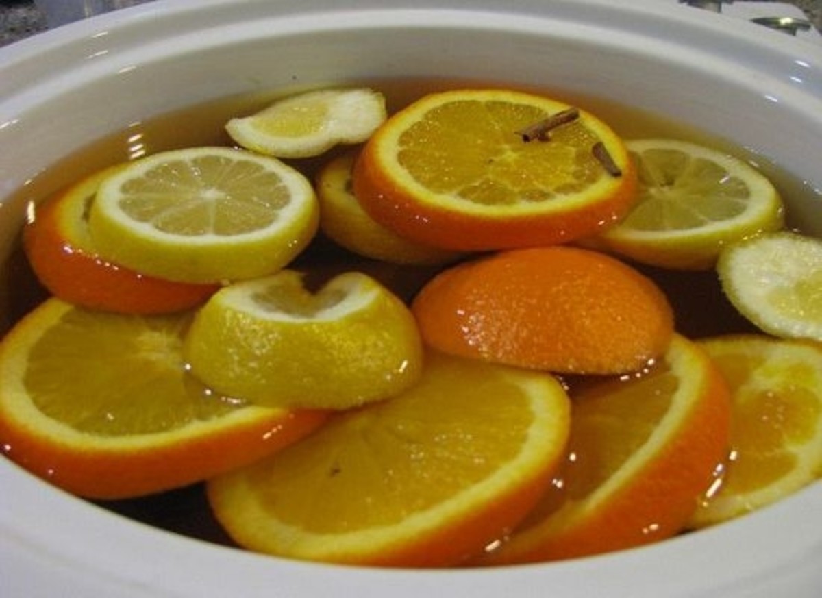 5-Seasonal-Ingredients-to-Add-to-Your-Apple-Cider-_ccflcr_NatalieMaynor_11.6.12