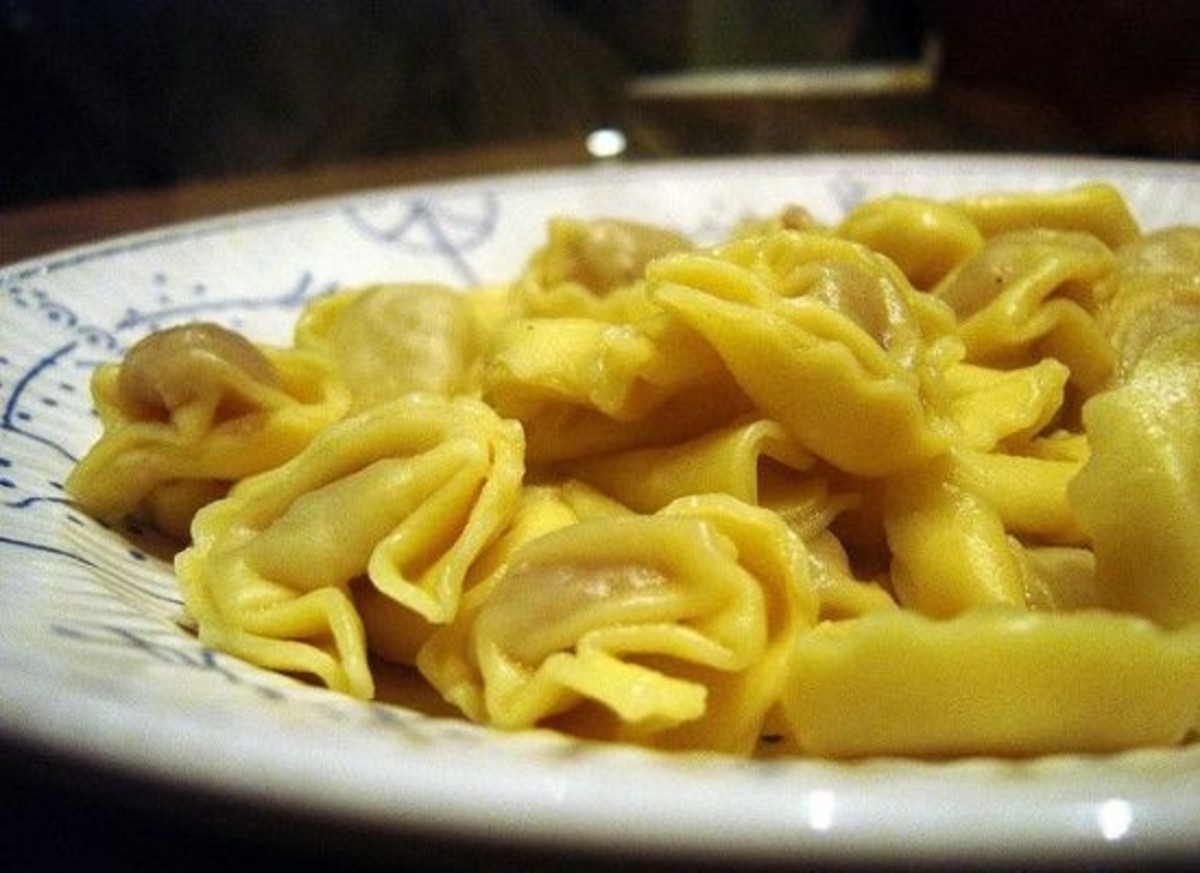 4-Ways-to-Make-Your-Pasta-Gluten-Free_PHOTO-REDO_ccflcr_Beau-Maes_11.17.12