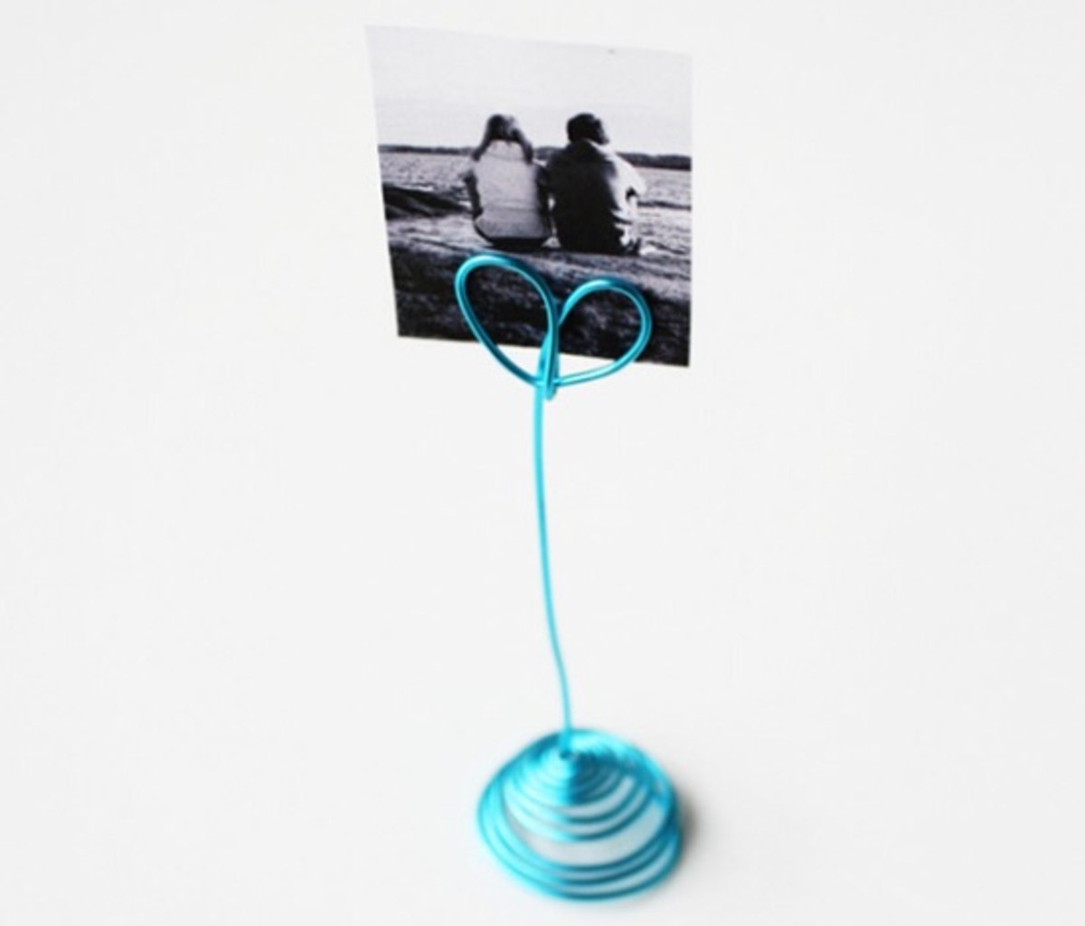 wire photo holder