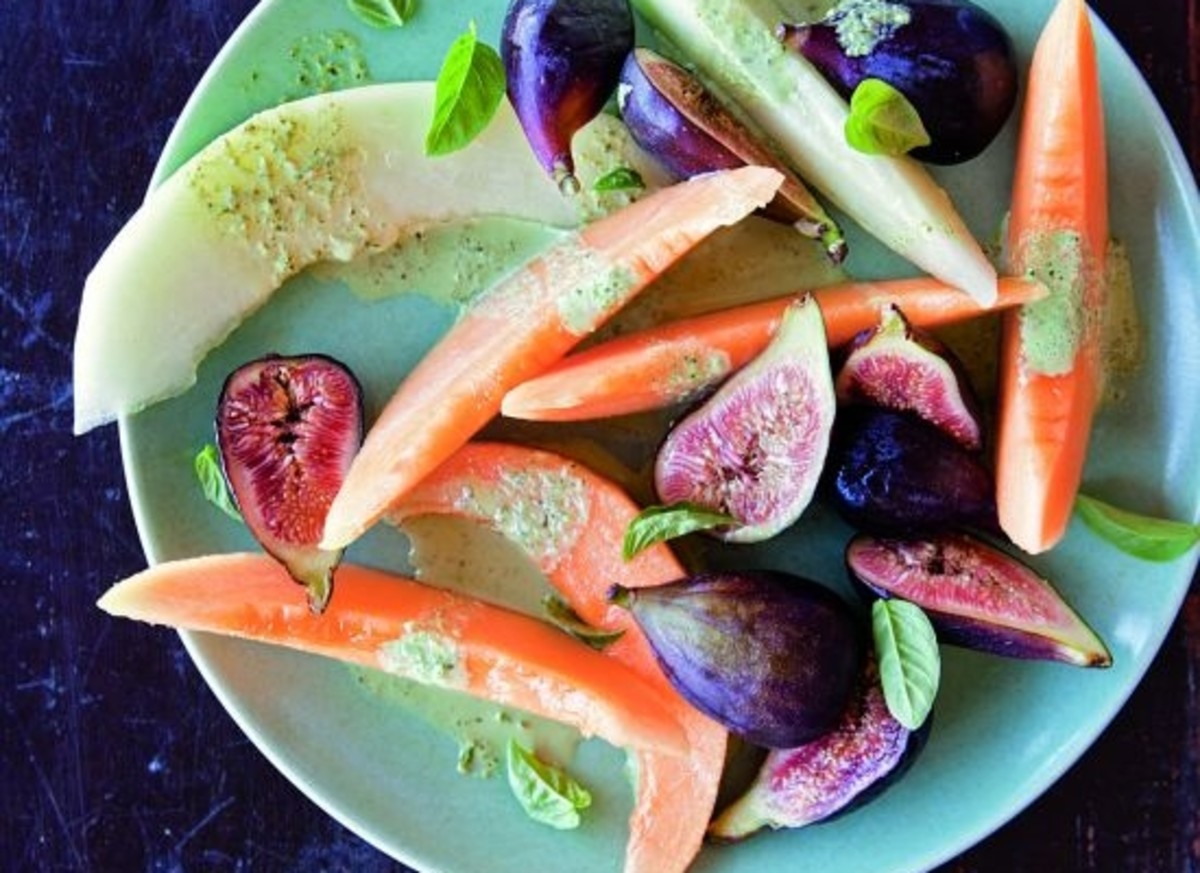 melon-fig-basil-salad
