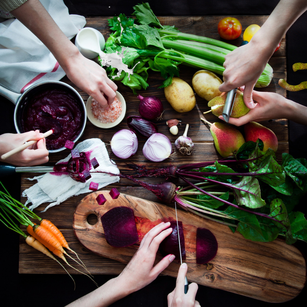 Plant-Based Meal Kit Leader Purple Carrot Partners with Forks Over Knives Media Company
