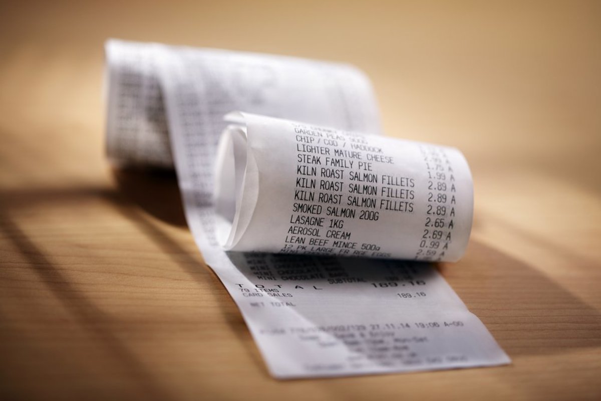Here's Why Pregnant Women Should Say No Thank You to Receipts