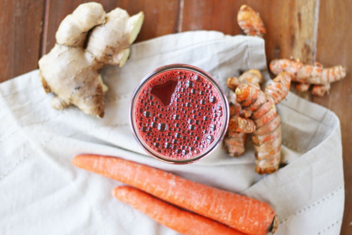 immune boosting beet carrot ginger turmeric juice