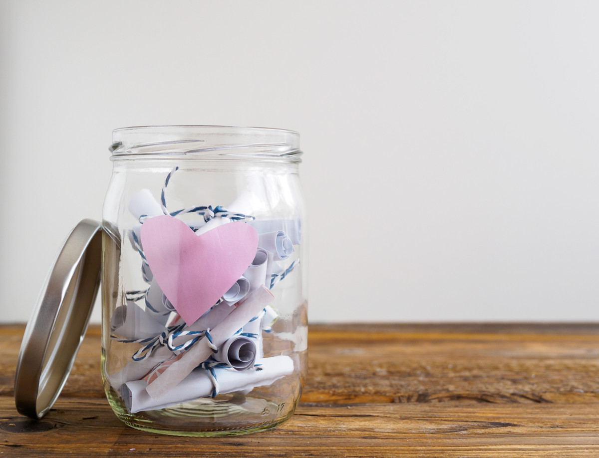 How to Create a Gratitude Jar