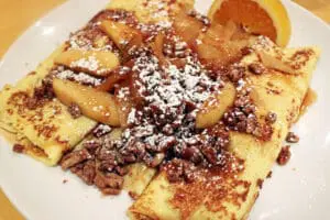 Apple crepe