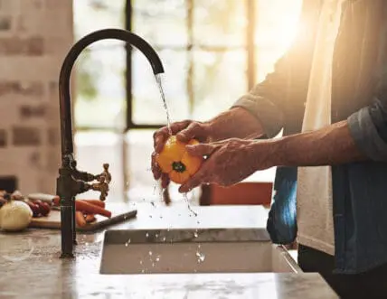 3 Things You Need to Know About Washing Produce (Even the Pre-Washed Stuff)