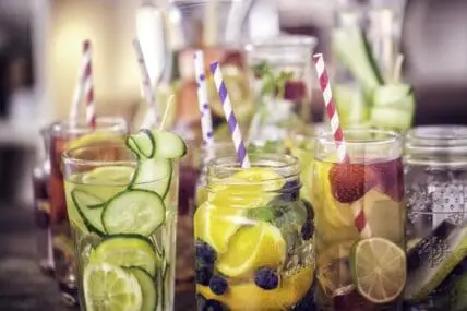 5 Delicious Non-Alcoholic Drinks: Time to Party Prohibition-Style