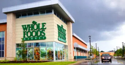 Amazon Launches 30-Minute Grocery Pick Up Service at Whole Foods