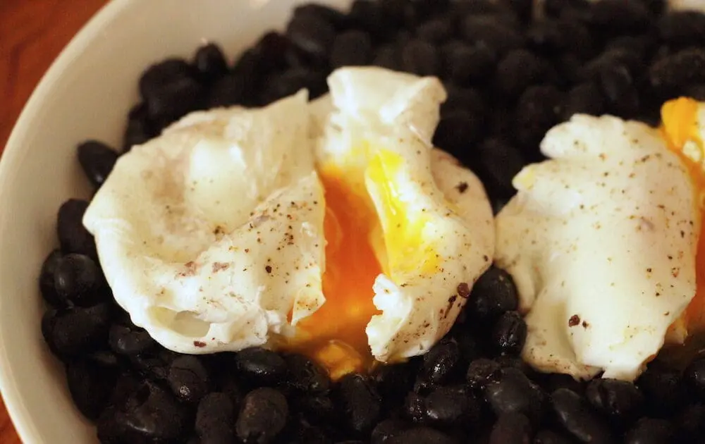 A Protein-Packed Spiced Mexican Black Beans Recipe with Poached Eggs