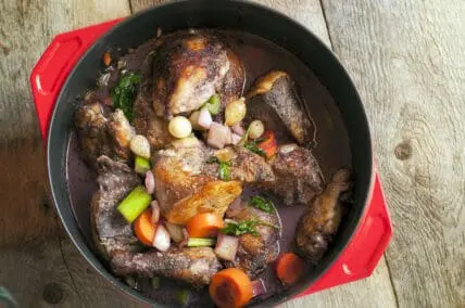 Choosing the Best Cast Iron Dutch Oven (Discover Our Top 3 Picks!)
