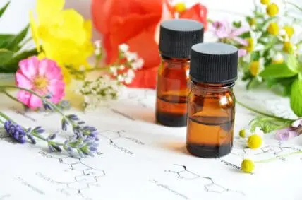 The 3 Best Essential Oils to Keep Aging Skin Gorgeous
